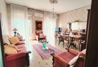 Appartamento in vendita a Floridia in Via Milano, 41