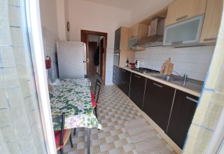 Appartamento in vendita a Como in Via Muggiu00f2, 1