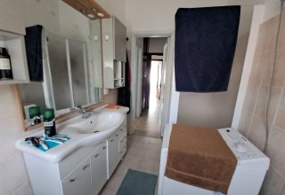 Appartamento in vendita a Como in Via Muggiu00f2, 1