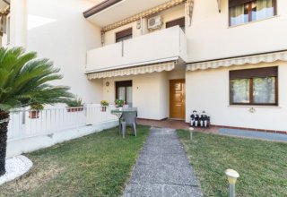Villini a schiera in vendita a Castelfranco Veneto in Via degli Abeti, 35