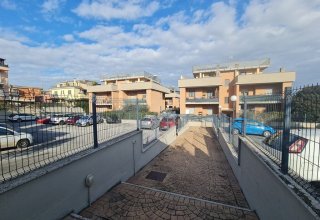 Appartamento in vendita a Roma in Via dei Monti di San Paolo, 1