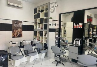 Negozio in affitto a Cervia in Viale Matteotti, 137