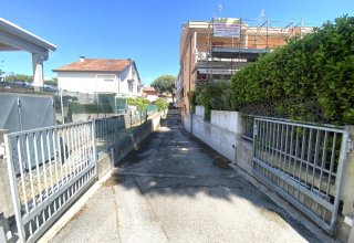 Box / Garage in vendita a Cervia in Via dei Mughetti, 18