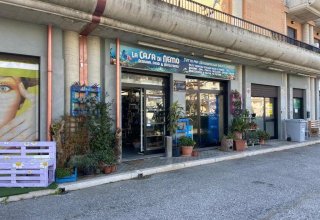 Negozio in vendita a Vasto in Viale della Dalmazia, 151