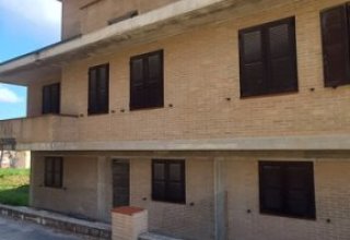 Villa in vendita a Monte San Pietrangeli